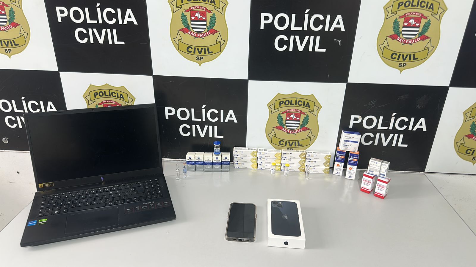 FLAGRANTE EM ITAPUÍ! MEDICAMENTOS PROIBIDOS PELA ANVISA SÃO APREENDIDOS