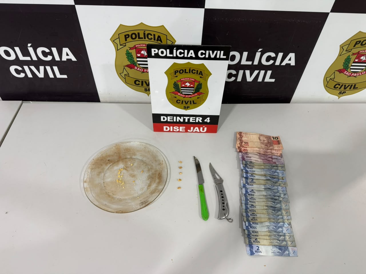 TRÁFICO DE DROGAS: POLÍCIA CIVIL AGE RÁPIDO E PRENDE SUSPEITO EM FLAGRANTE EM JAÚ