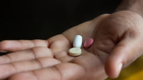 BARIRI: MEDICAMENTOS SOLICITADOS/COMPRADOS PELO MUNICÍPIO.