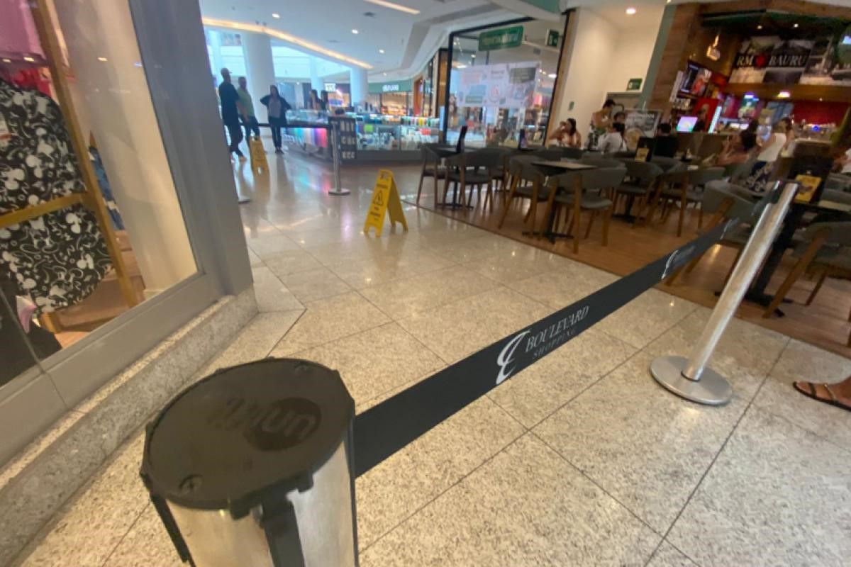 ​ATAQUE A FACA CAUSA PÂNICO EM SHOPPING DE BAURU; EX-COMPANHEIRO É SUSPEITO