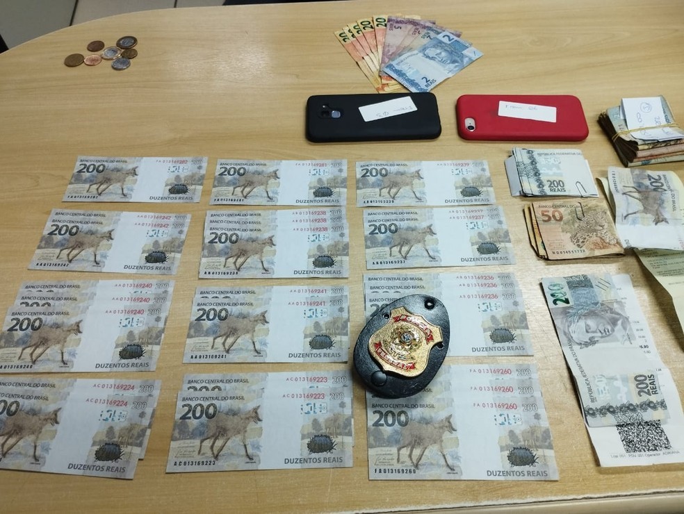 BAURU: CASAL É PRESO SUSPEITO DE UTILIZAR NOTAS FALSAS