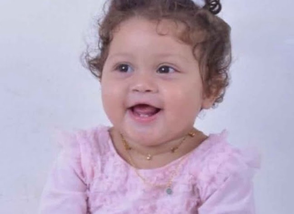 MARÍLIA: BEBÊ MORRE APÓS QUEDA EM PISCINA, CAUSAS SÃO INVESTIGADAS PELA POLÍCIA