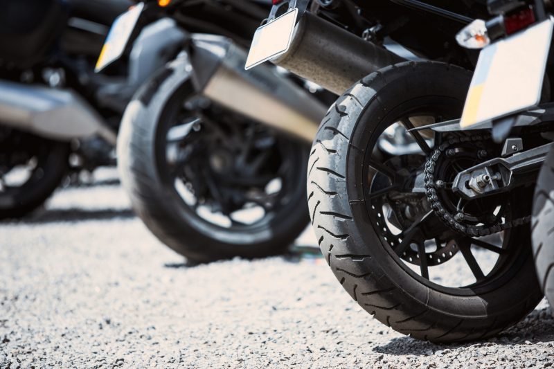 BARIRI: CÂMERAS FLAGRAM FURTO DE MOTOCICLETA