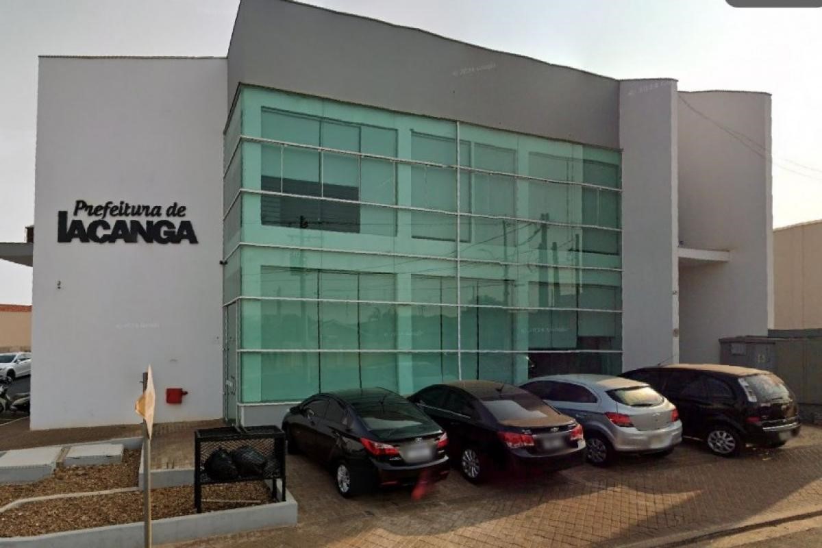 ​SERVIDORA. É AFASTADA SOB SUSPEITA DE AGREDIR CRIANÇAS EM CRECHE MUNICIPAL DE IACANGA