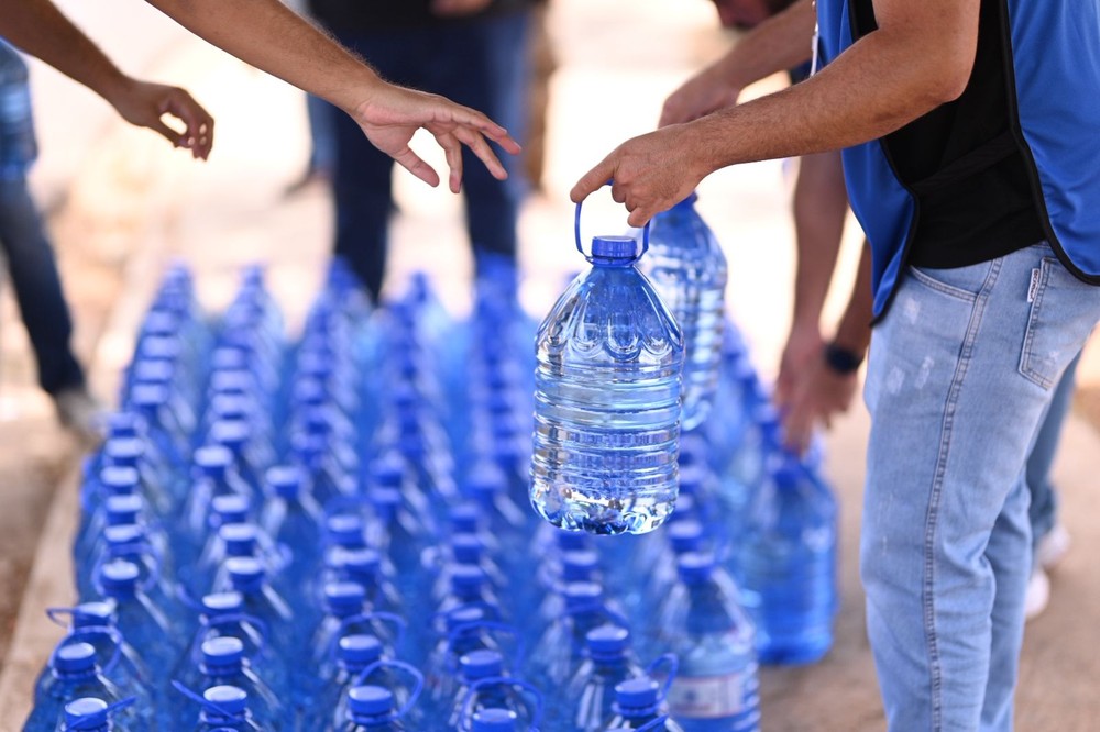 PREFEITURA DE BAURU DISTRIBUI AGUA