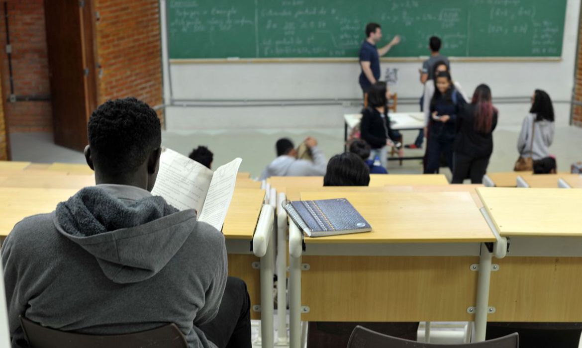 NACIONAL: COMEÇA NESTA TERÇA-FEIRA AS RENEGOCIAÇÕES DE DÍVIDAS DO FIES