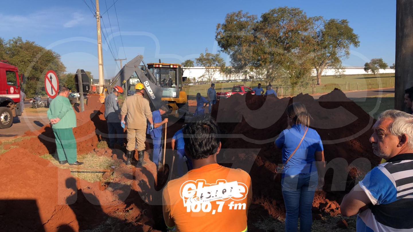 ​BARIRI: SERVIDOR DO SAEMBA MORRE SOTERRADO APÓS BARRANCO DESMORONAR SOBRE ELE